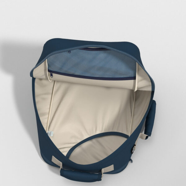Classic Tech 28 L - Blue Grotto #9